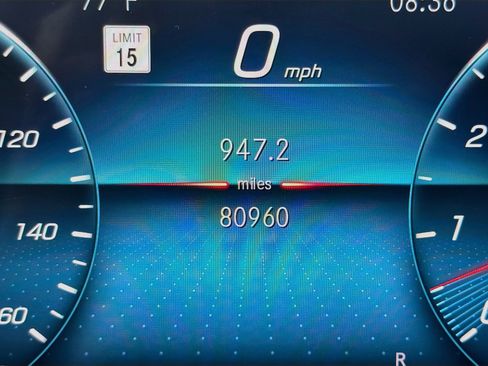 Used 2020 Mercedes-Benz GLS 450 4MATIC image 41