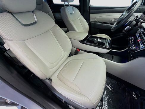 Used 2025 Hyundai Tucson Limited image 15