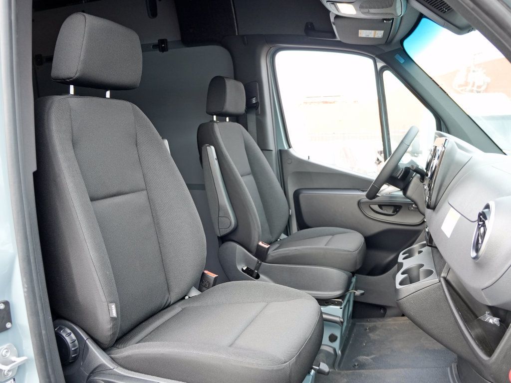 Used 2026 Mercedes-Benz Sprinter 2500 image 20