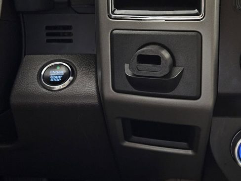 Used 2021 Ford Expedition XLT RWD image 17