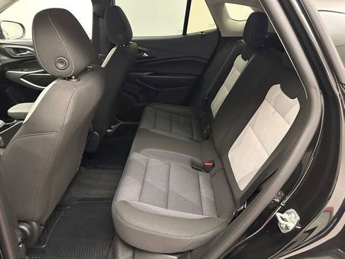 Used 2025 Chevrolet Trax LS FWD image 16