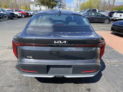 New 2026 Kia K4 FWD image 4