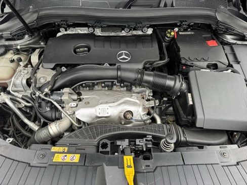 Certified 2023 Mercedes-Benz GLA 250 4MATIC image 10