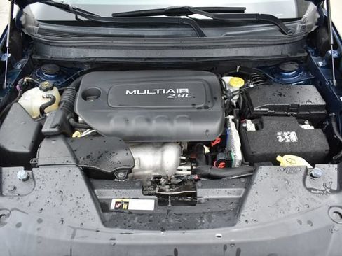 Used 2018 Jeep Cherokee Trailhawk w/ Cold Weather Group AWD/4WD image 51
