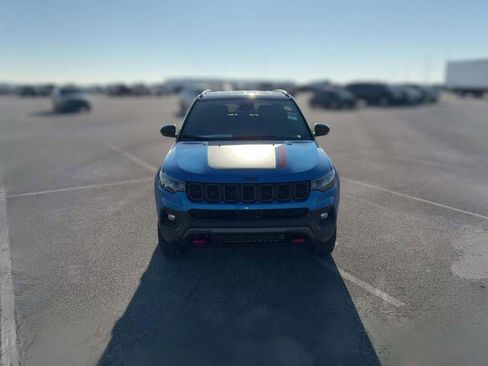 New 2026 Jeep Compass Trailhawk image 2