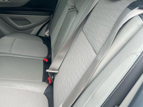 Used 2016 Buick Encore FWD image 9