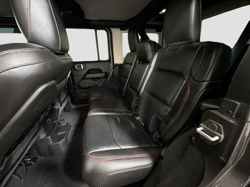 Used 2019 Jeep Wrangler Unlimited Rubicon AWD/4WD image 25