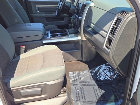 Used 2015 RAM 1500 Big Horn AWD/4WD image 5