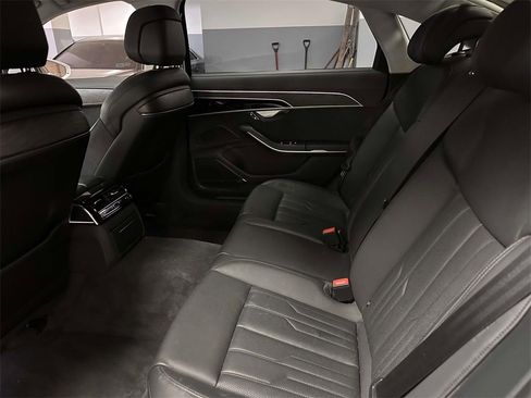 Used 2022 Audi A8 L 3.0T image 17