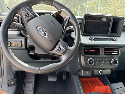 Used 2024 Ford Maverick XLT w/ XLT Luxury Package image 5