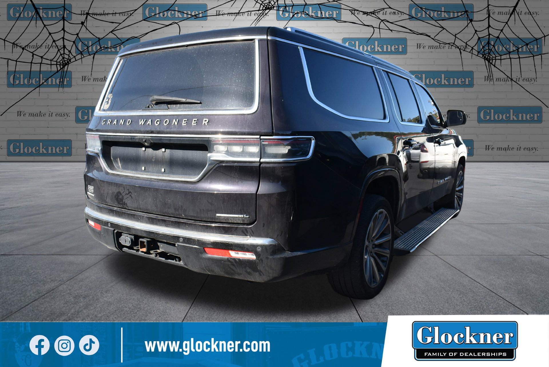 Used 2023 Jeep Grand Wagoneer L Series II AWD/4WD image 15