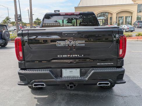 Used 2026 GMC Sierra 1500 Denali Ultimate AWD/4WD image 5