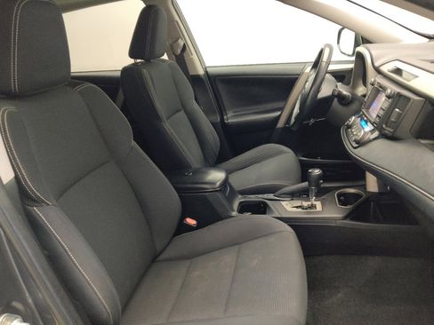 Used 2018 Toyota RAV4 XLE w/ Plus Extra Value Package FWD image 21