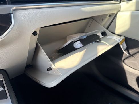 New 2025 Kia Sorento S image 44