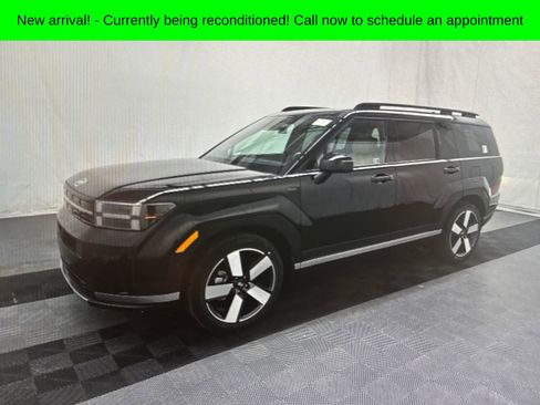 Used 2026 Hyundai Santa Fe Limited AWD/4WD image 1