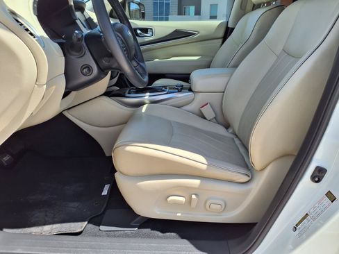 Used 2020 INFINITI QX60 Luxe w/ Essential Package FWD image 24