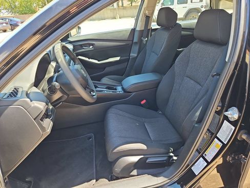 Used 2025 Honda Accord LX image 25