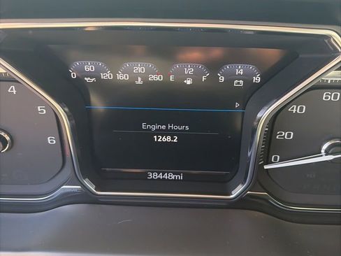 Used 2022 GMC Sierra 1500 AT4 w/ AT4 Premium Package AWD/4WD image 5