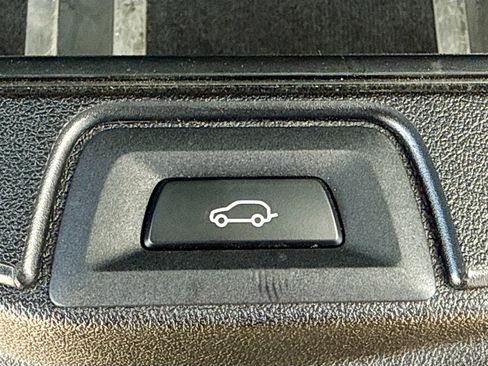 Used 2020 BMW X5 xDrive40i AWD/4WD image 12