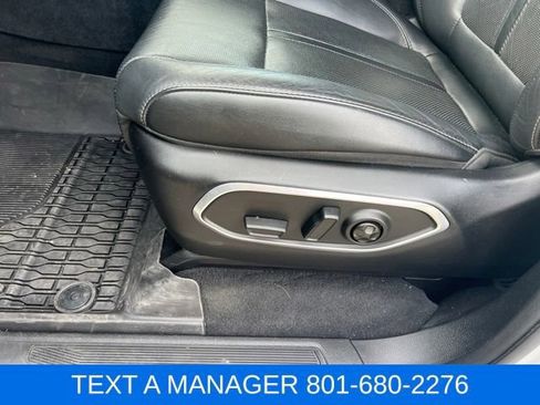 Used 2023 Jeep Wagoneer Series III w/ Preferred Equipment Group AWD/4WD image 22
