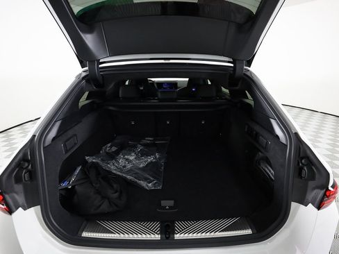 Used 2026 BMW M5 Touring image 8