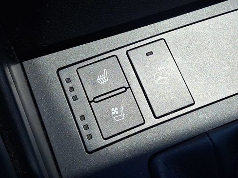 Used 2025 Lexus IS 350 F Sport w/ Navigation Package AWD/4WD image 25