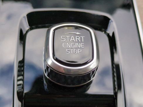 New 2026 Volvo XC90 B6 Plus image 27