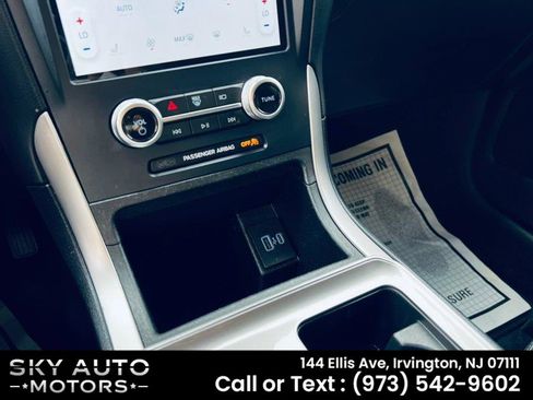 Used 2023 Ford Edge SEL AWD/4WD image 19