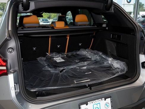 Used 2025 BMW X3 xDrive30i w/ Premium Package image 11
