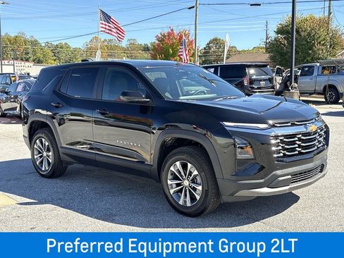 New 2026 Chevrolet Equinox LT image 2