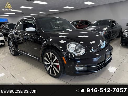 Used 2012 Volkswagen Beetle 2.0T image 1