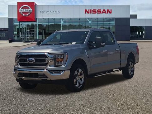 Used 2023 Ford F150 XLT w/ Equipment Group 302A High AWD/4WD image 3