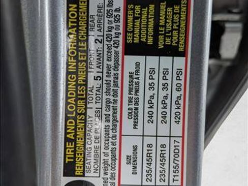 Used 2020 Toyota Camry XLE image 14