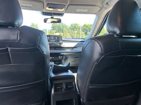Used 2023 Mitsubishi Outlander SE AWD/4WD image 22