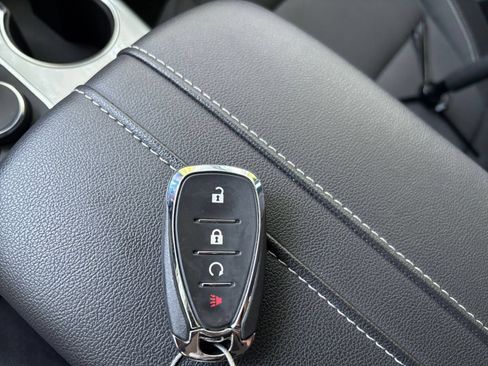 Used 2026 Chevrolet Blazer LT FWD image 23