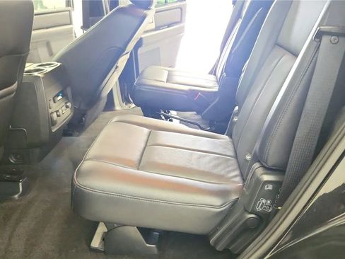 Used 2015 Ford Expedition Limited w/ Equipment Group 301A AWD/4WD image 34