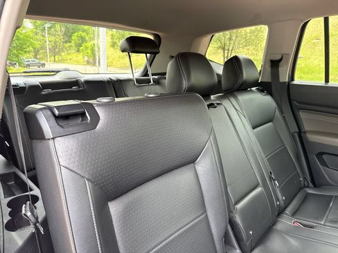 Used 2022 Volkswagen Atlas SE AWD/4WD image 25