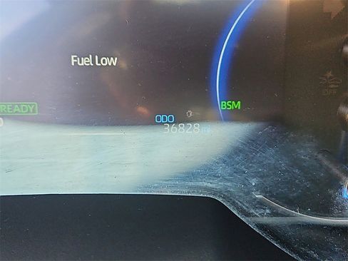 Used 2024 Toyota RAV4 SE image 13