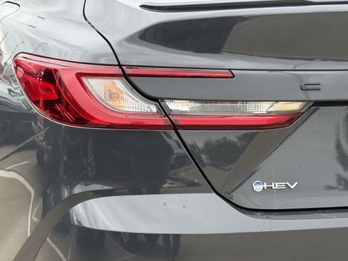 Used 2026 Toyota Camry SE w/ Convenience Package FWD image 6