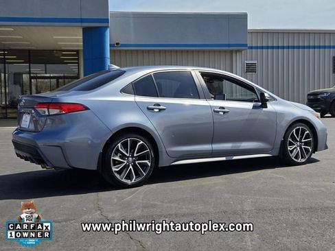 Used 2021 Toyota Corolla SE image 3