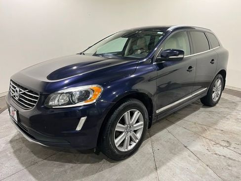 Used 2017 Volvo XC60 T5 Inscription w/ Preferred Option Package image 5