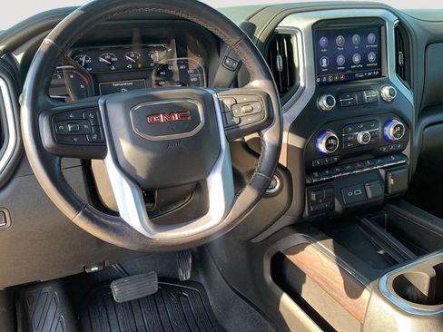 Used 2022 GMC Sierra 3500 SLT w/ SLT Premium Package image 16