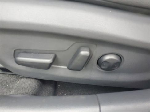 Used 2019 Hyundai Ioniq Limited image 10