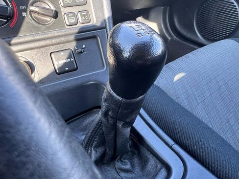 Used 1994 Toyota Celica ST image 32