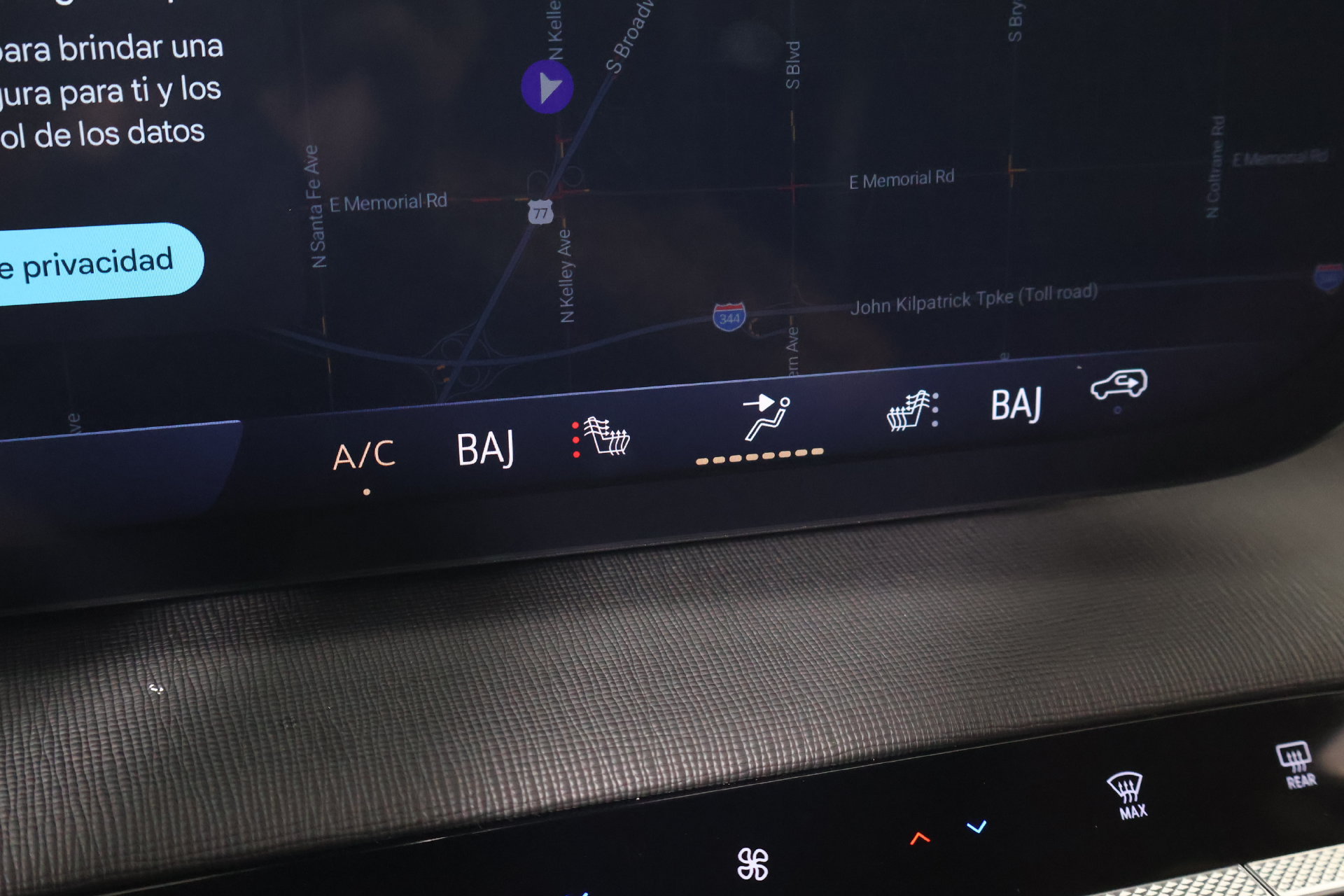 Used 2026 Buick Enclave Sport Touring w/ Power Package FWD image 7
