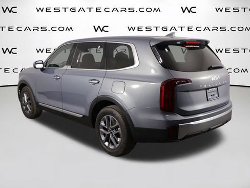 Certified 2024 Kia Telluride LX FWD image 47