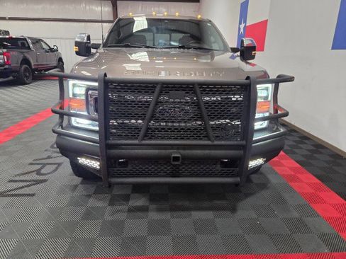 Used 2022 Ford F350 King Ranch w/ Chrome Package AWD/4WD image 22