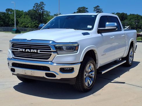 Used 2022 RAM 1500 Laramie AWD/4WD image 3