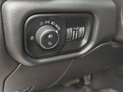 Used 2020 RAM 2500 Laramie image 15