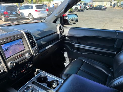 Used 2020 Ford Expedition Max XLT w/ Equipment Group 201A AWD/4WD image 23